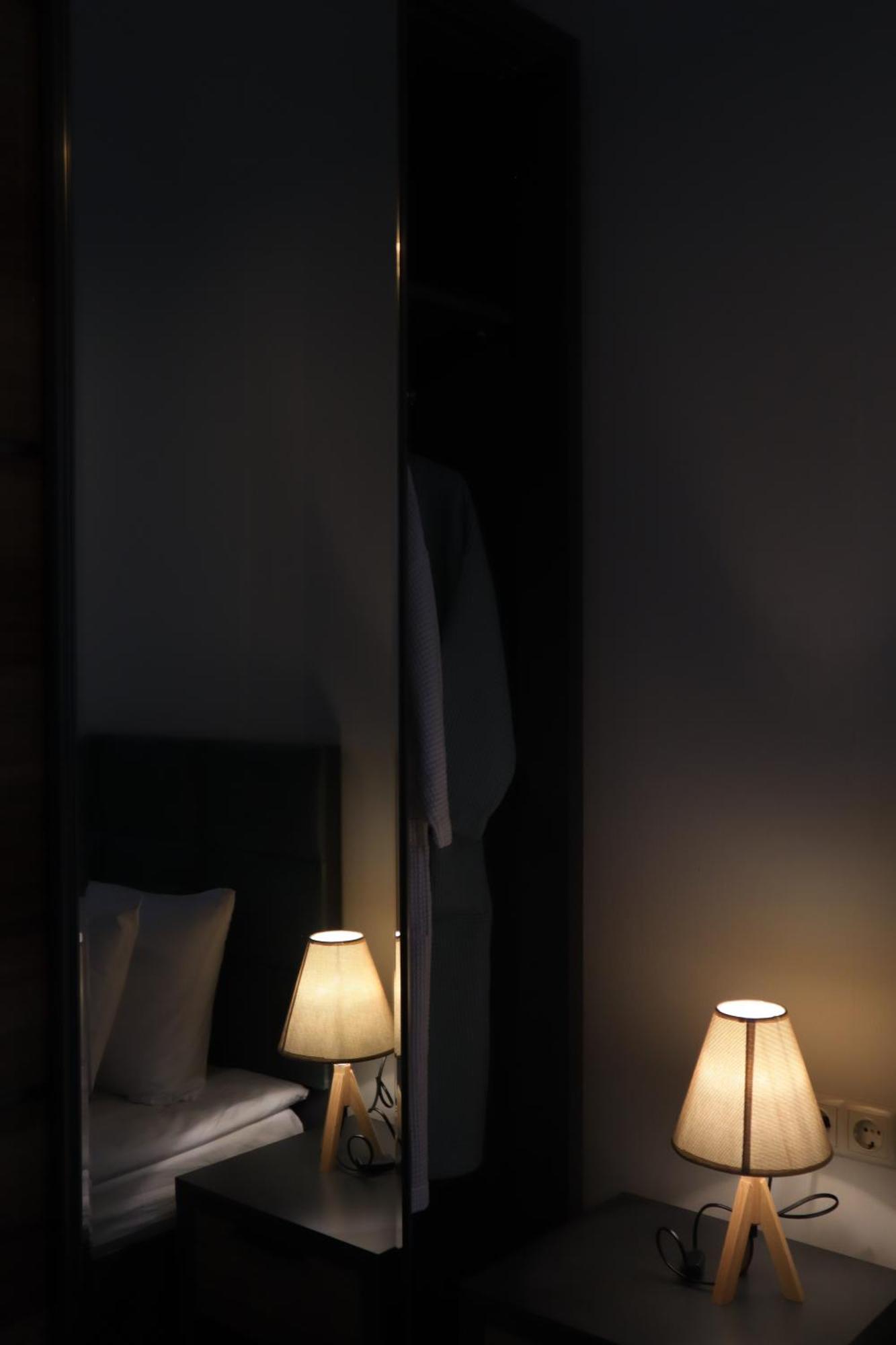 Horizons Hotel Rooms Batumi Bagian luar foto